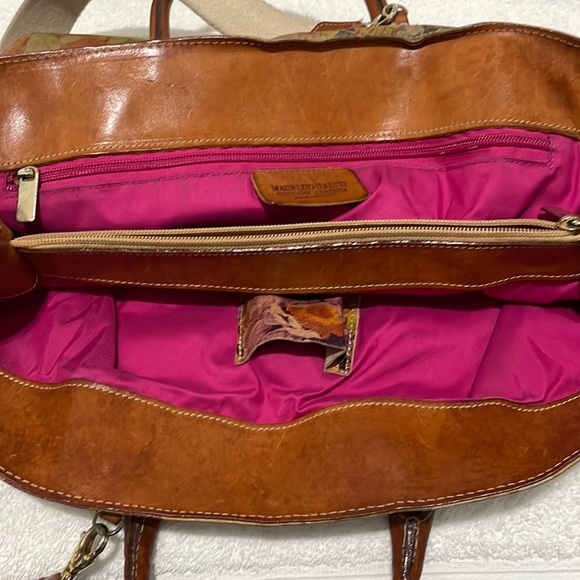 MAURIZIO TAIUTI Large Floral Leather Purse - Picture 7 of 14